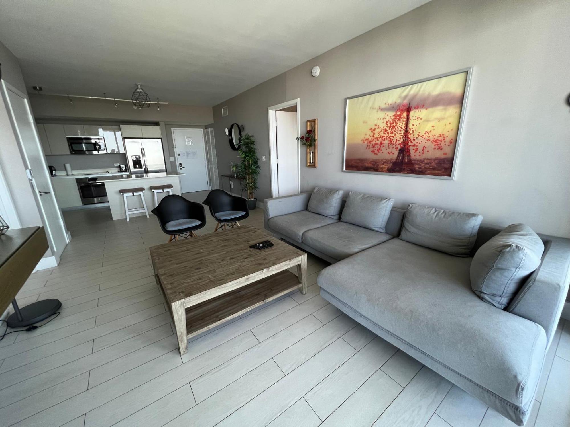 Mvr Apartments At Beachwalk Resort Hallandale Beach Exterior photo