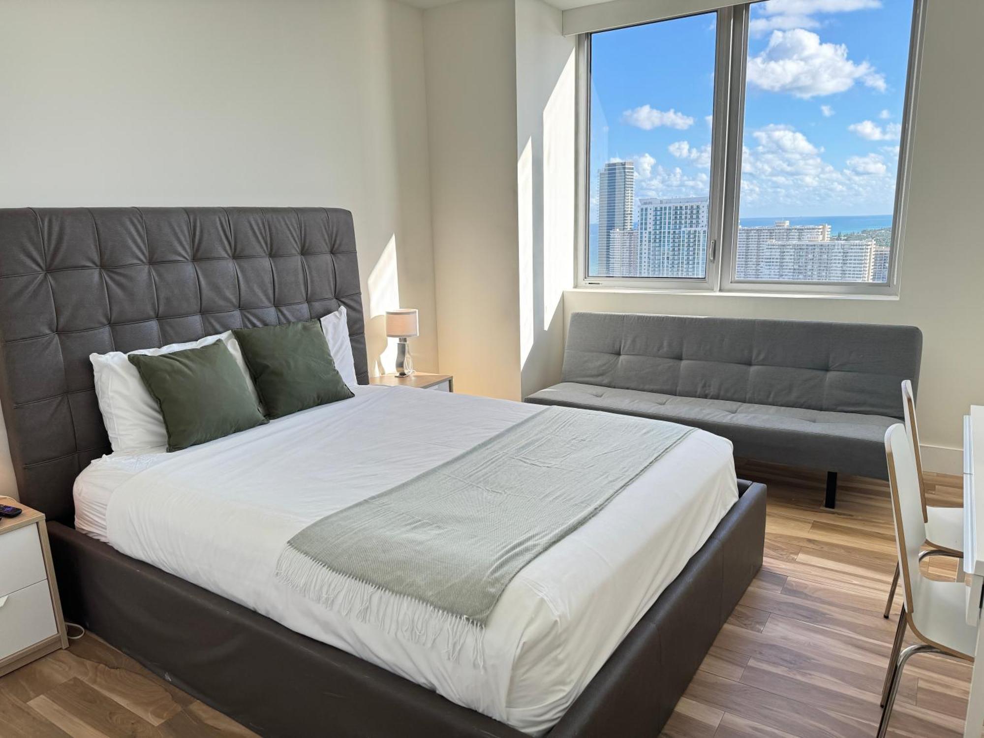 Mvr Apartments At Beachwalk Resort Hallandale Beach Exterior photo