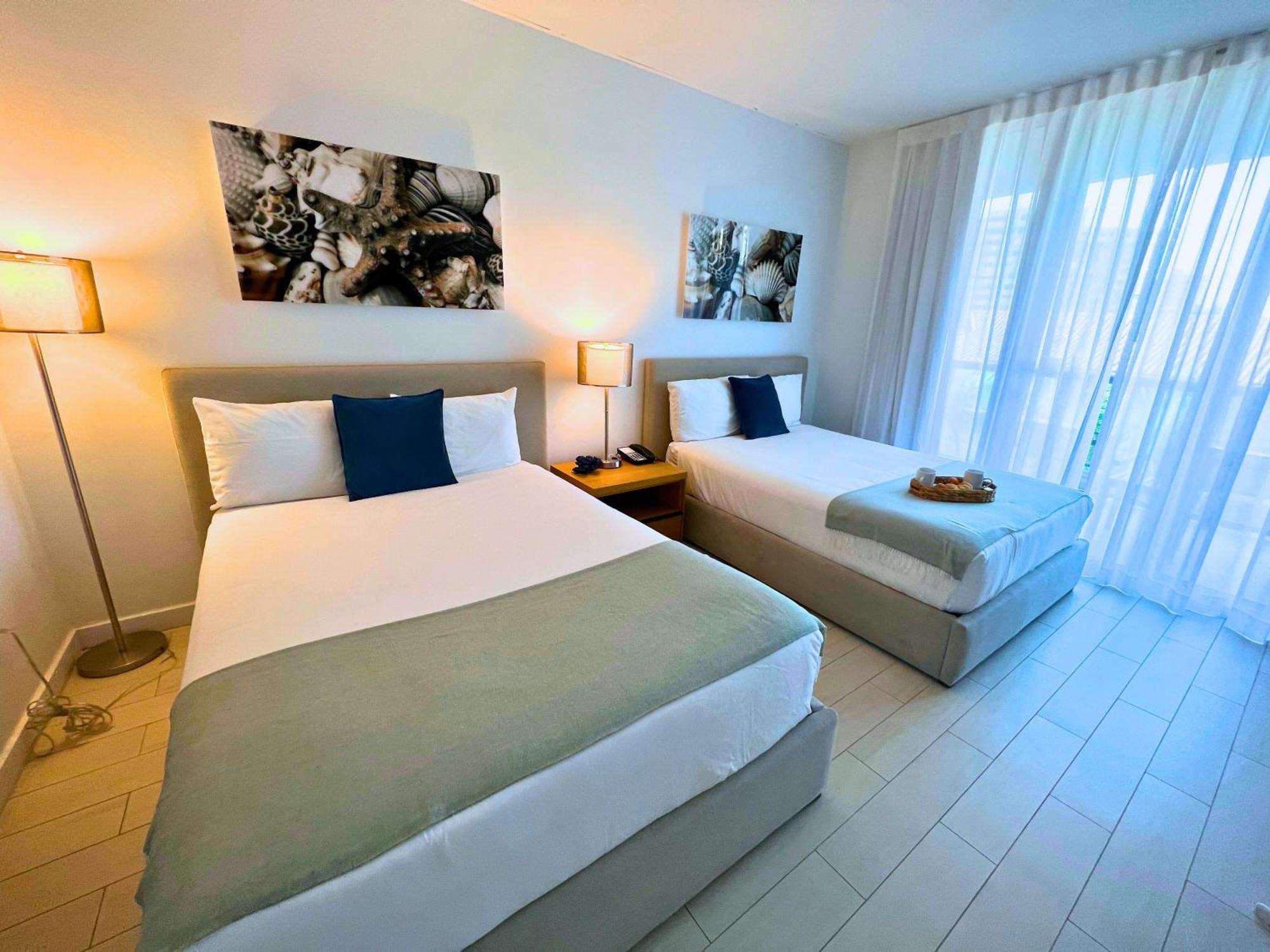 Mvr Apartments At Beachwalk Resort Hallandale Beach Exterior photo