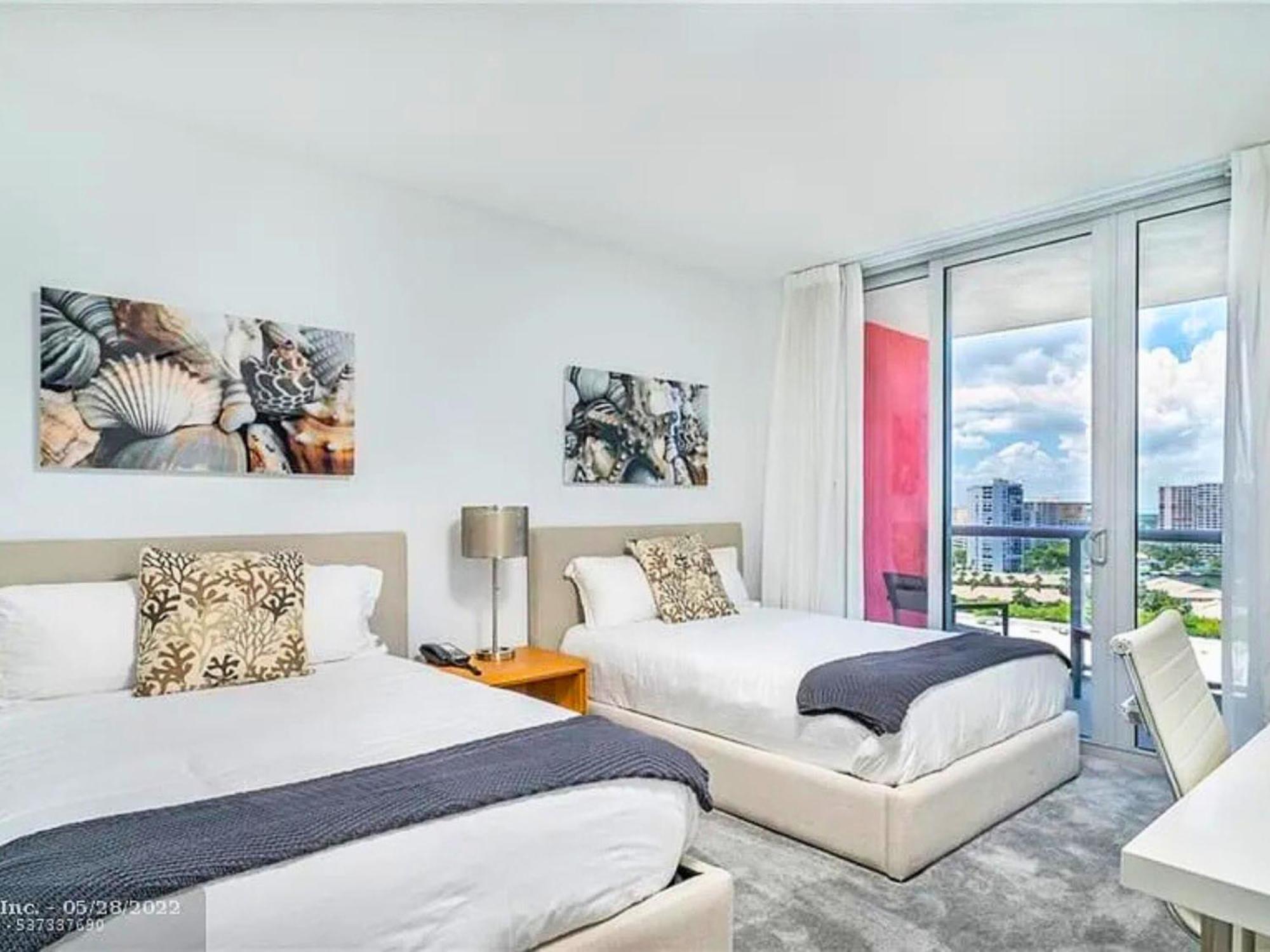 Mvr Apartments At Beachwalk Resort Hallandale Beach Exterior photo